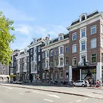 Sunny Spacious Apartment In Trendy \