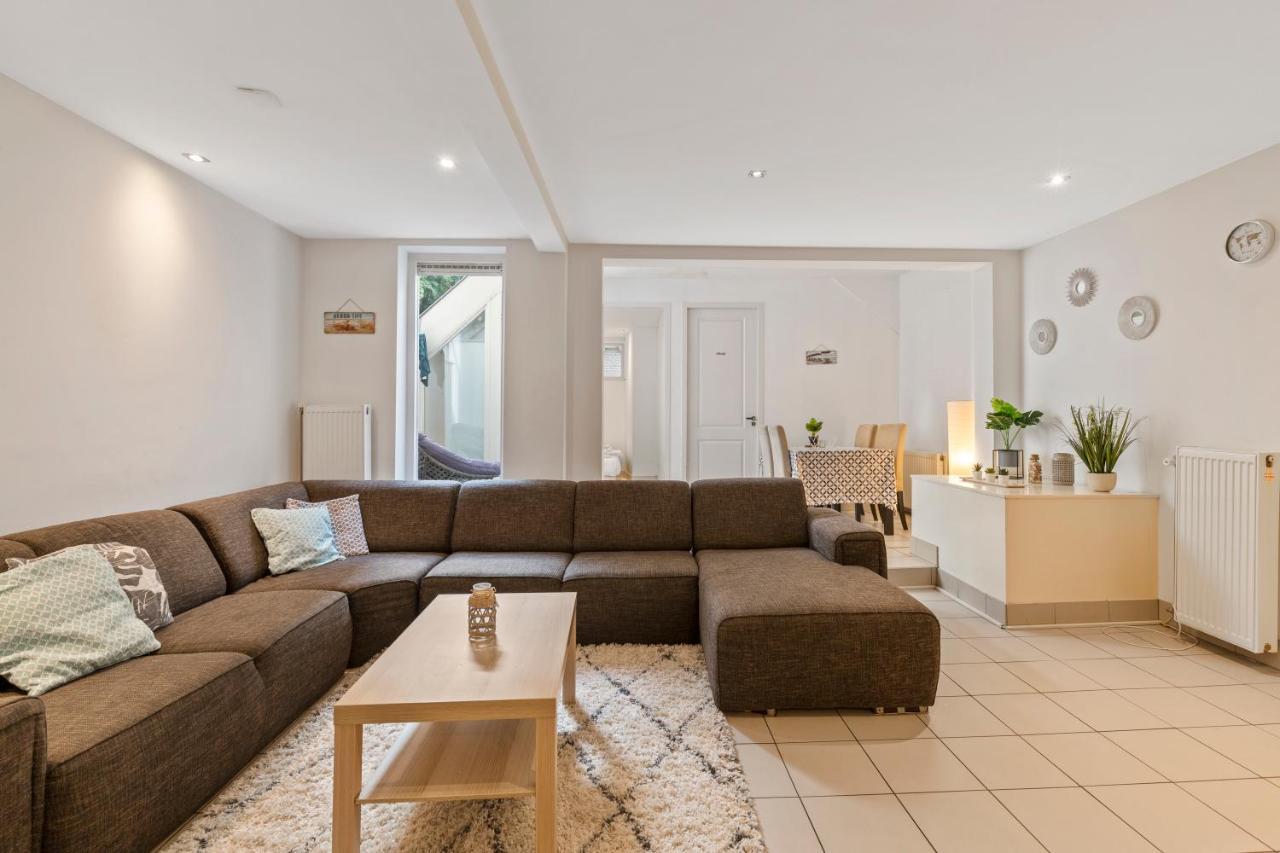 Sunny Spacious In Trendy 